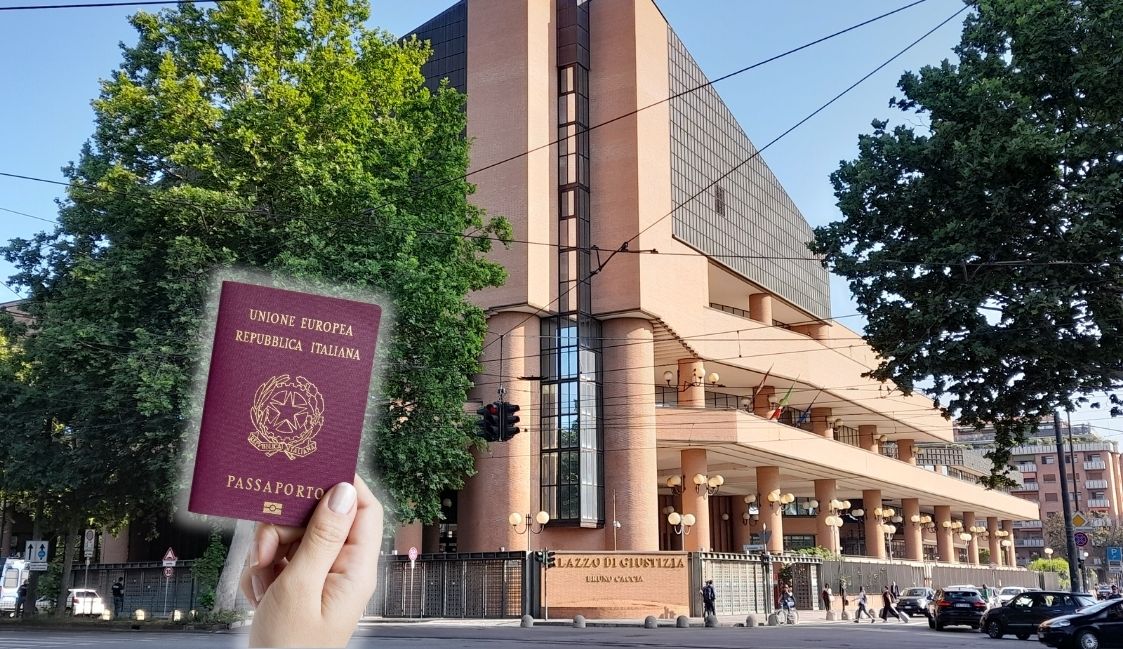 Tribunal de Turín con pasaporte italiano en primer plano